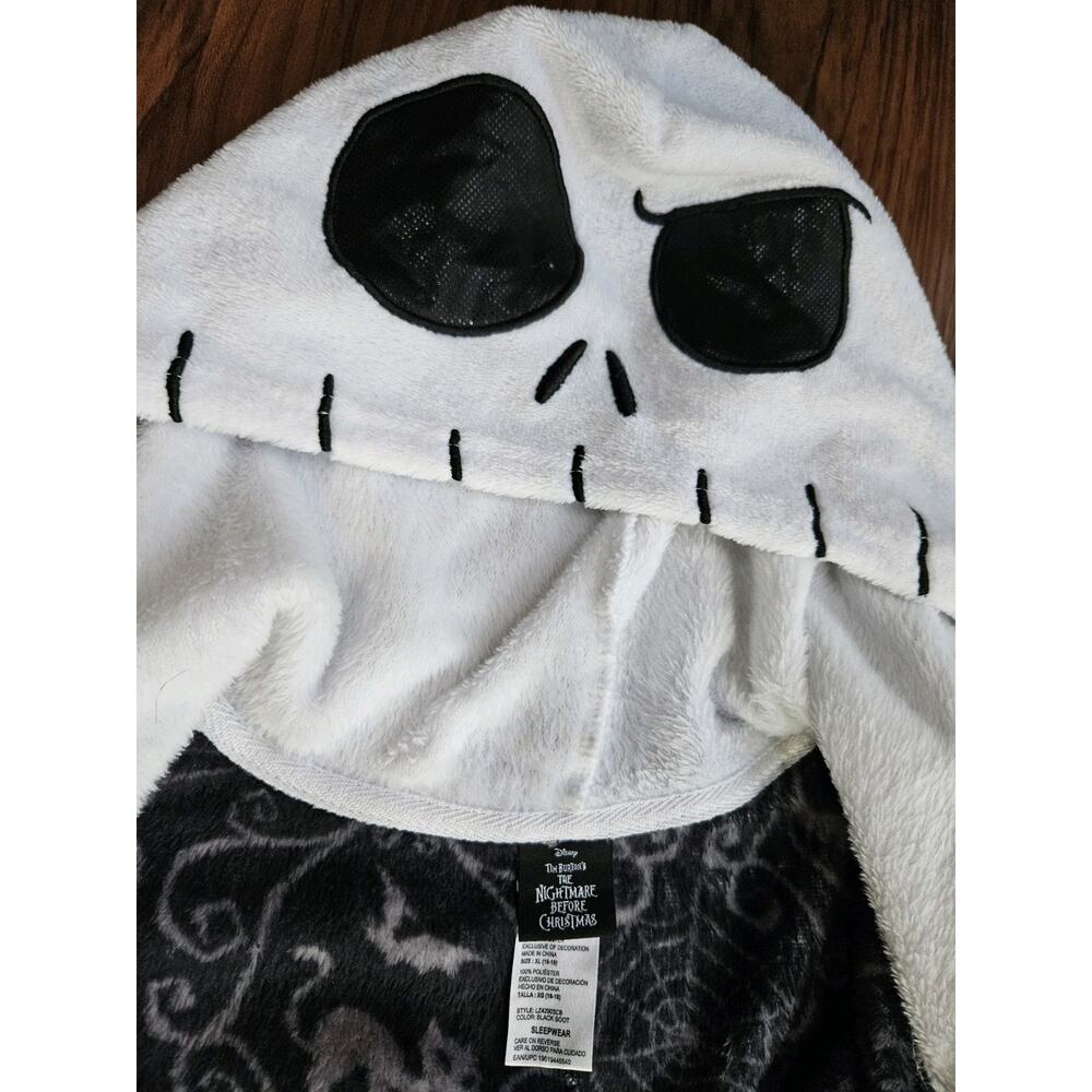 Disney Jack Skellington One piece XL Hooded Zip Fleece Black/White Jumpsuit - Picture 4 of 4